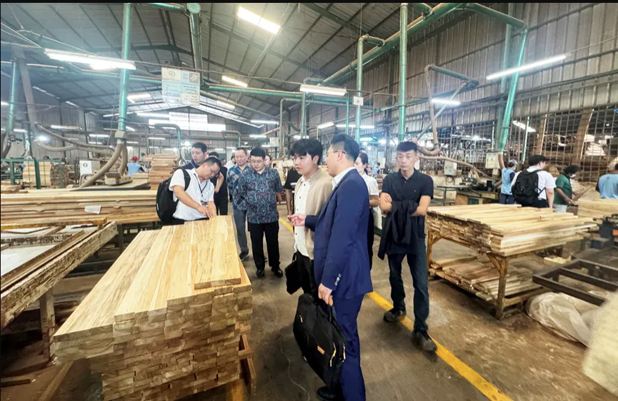 2026中印尼木工技术合作论坛暨供需对接会在三宝垄圆满举行 2026中印尼木工技术合作论坛暨供需对接会在三宝垄圆满举行