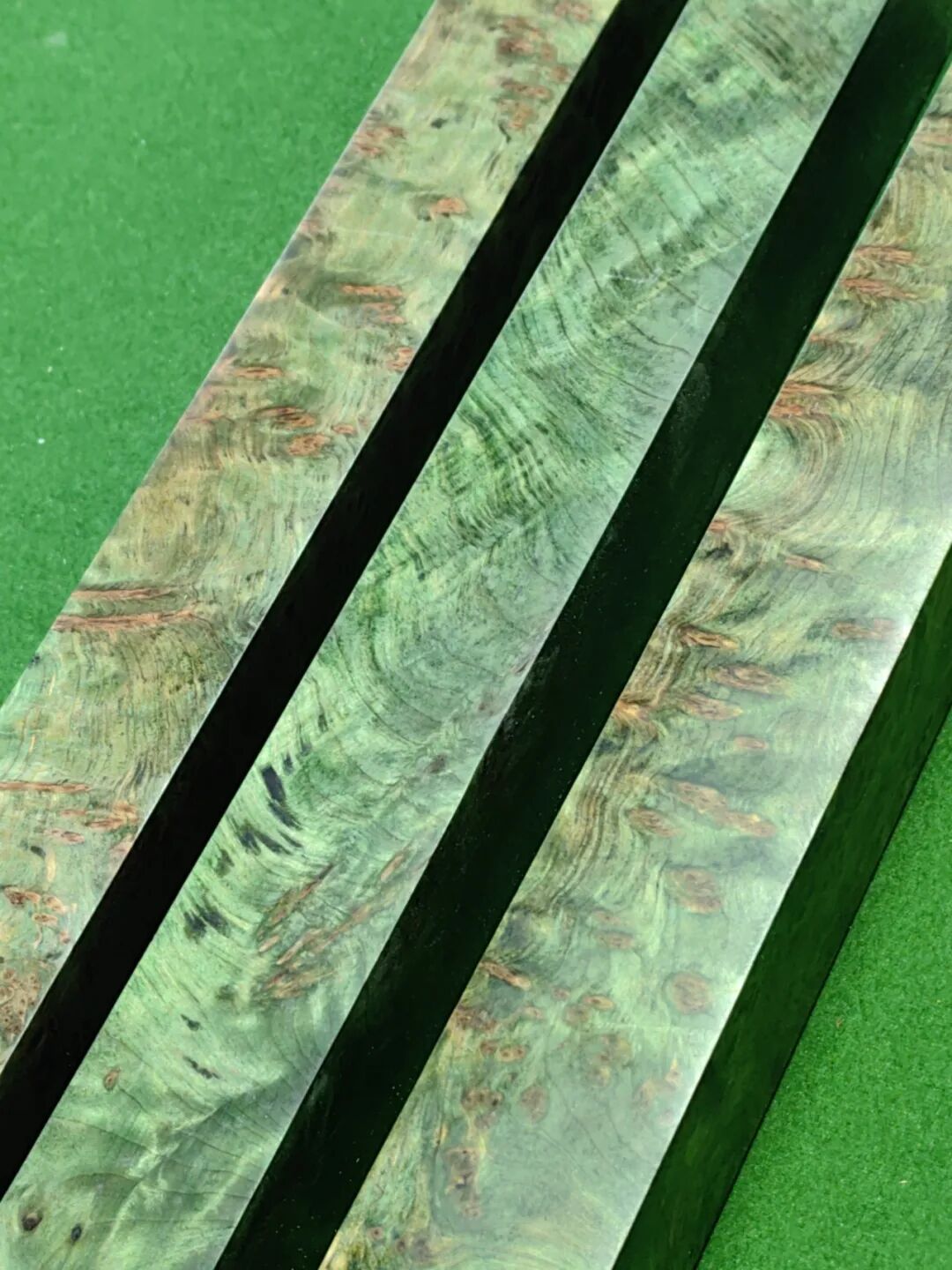 “碳化 + 交联”复合技术,高分子增强实木打造户外与室内潮湿空间专用材! “碳化 + 交联”复合技术,高分子增强实木打造户外与室内潮湿空间专用材!