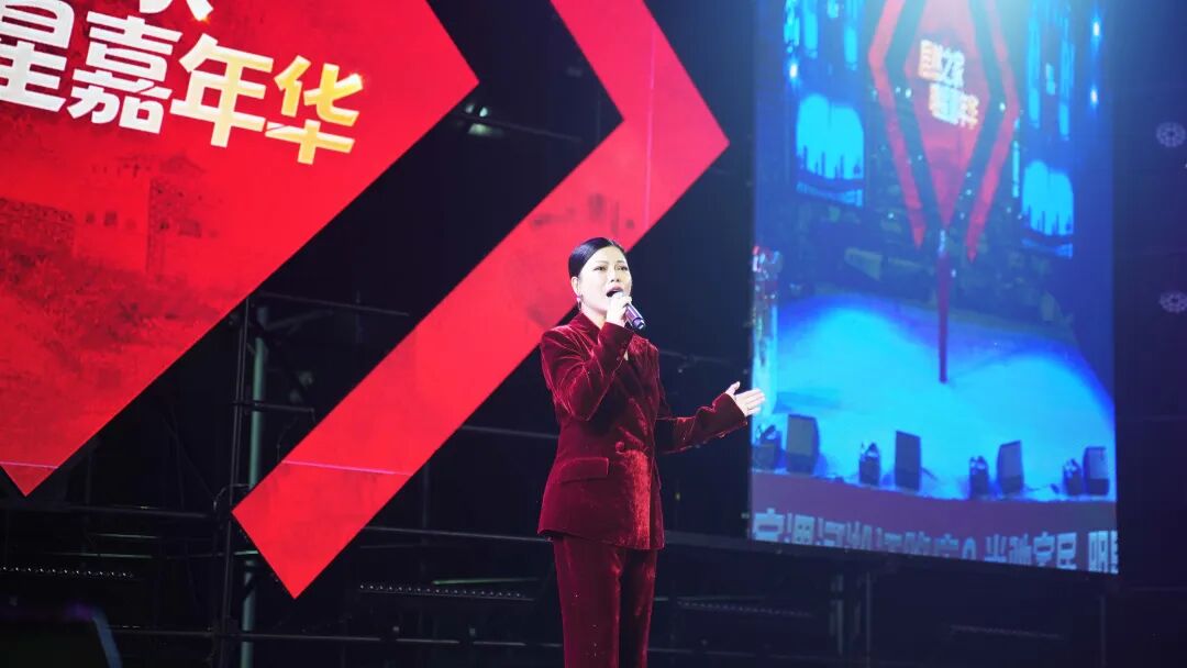 漯河尚驰家居5周年庆典暨明星落地活动圆满成功 | 130万销售额燃爆全城 漯河尚驰家居5周年庆典暨明星落地活动圆满成功 | 130万销售额燃爆全城