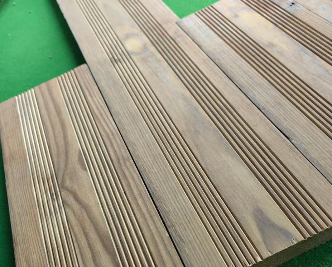 “碳化 + 交联”复合技术，高分子增强实木打造户外与室内潮湿空间专用材！