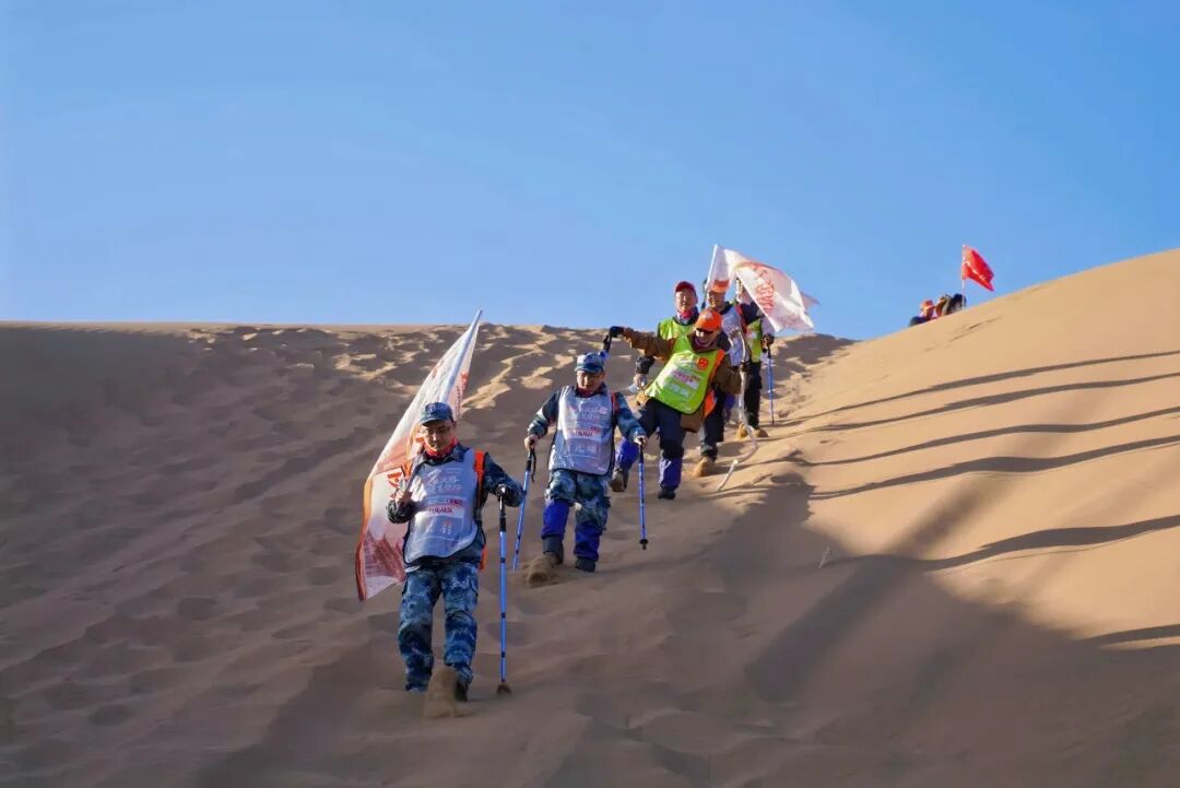 重走玄奘路  问道戈壁行丨2025尚驰集团敦煌88公里徒步行活动圆满成功