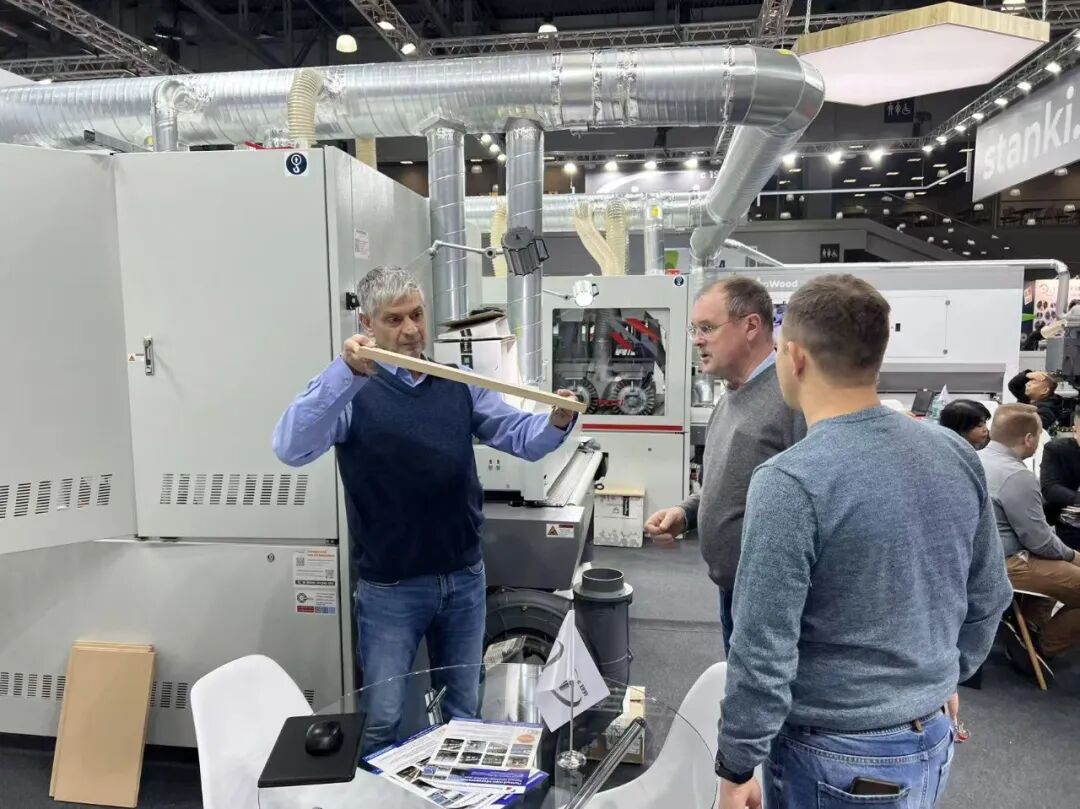 【Woodex】威特动力参加2025俄罗斯国际木工机械展   