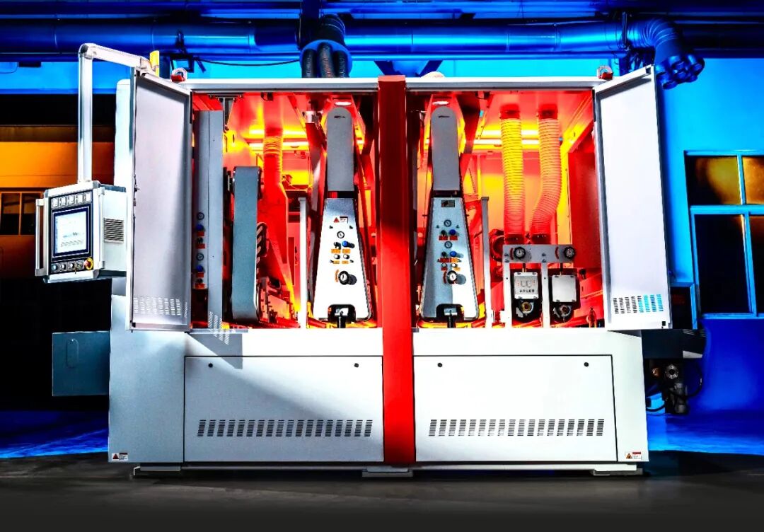 【V8定制】从跨界到专业，从区域到全国的品牌之路