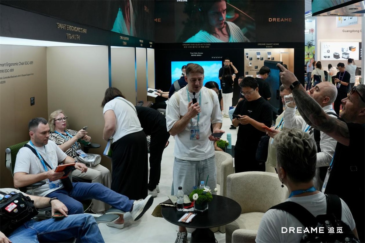 广交会直击|追觅智慧家居首秀：用AI科技打破办公与居家的场景边界