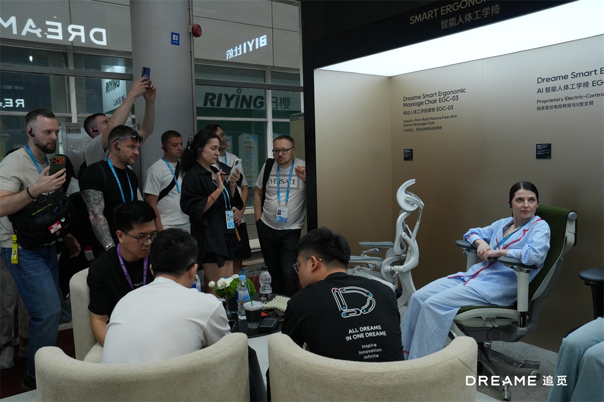 广交会直击|追觅智慧家居首秀：用AI科技打破办公与居家的场景边界