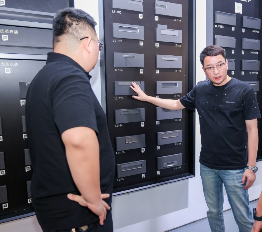 匠心联袂，共筑高定新生态——锐俪卡萨×穆特斐勒战略合作签约仪式圆满落幕