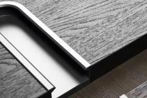 一种可做到A级阻燃的“无机基材+木皮饰面”，通过模块化组合创新门墙柜一体化